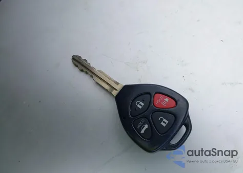 2013 Toyota Corolla L z USA, uszkodzony, nr VIN 5YFBU4EE8DP143556